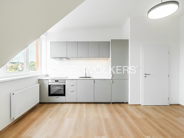 Квартира 3+kk в оренду, 80 м² (2 з 8)