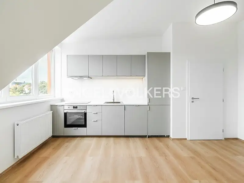 Pronájem bytu 3+kk 80 m², Praha – náhled fotky 2