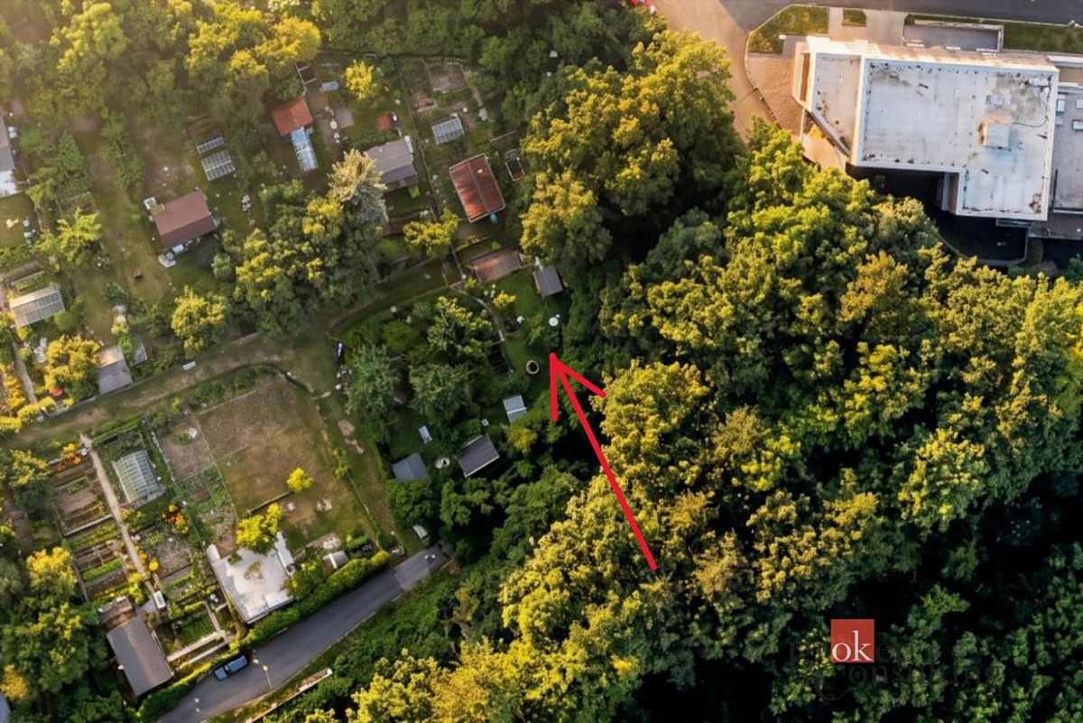 Prodej zahrady 300 m², Karlovy Vary – fotka 1 z 3