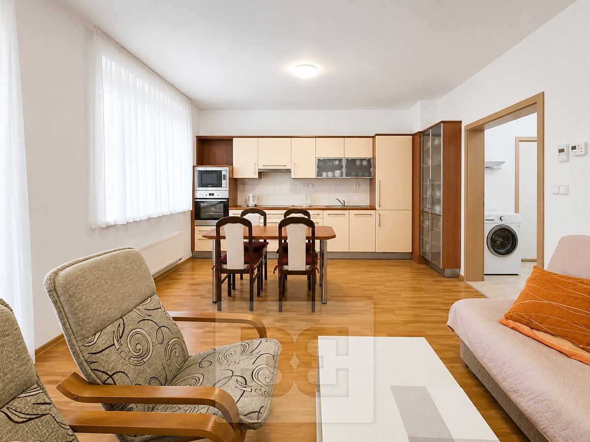 Pronájem bytu 3+kk 90 m² – fotografie 3