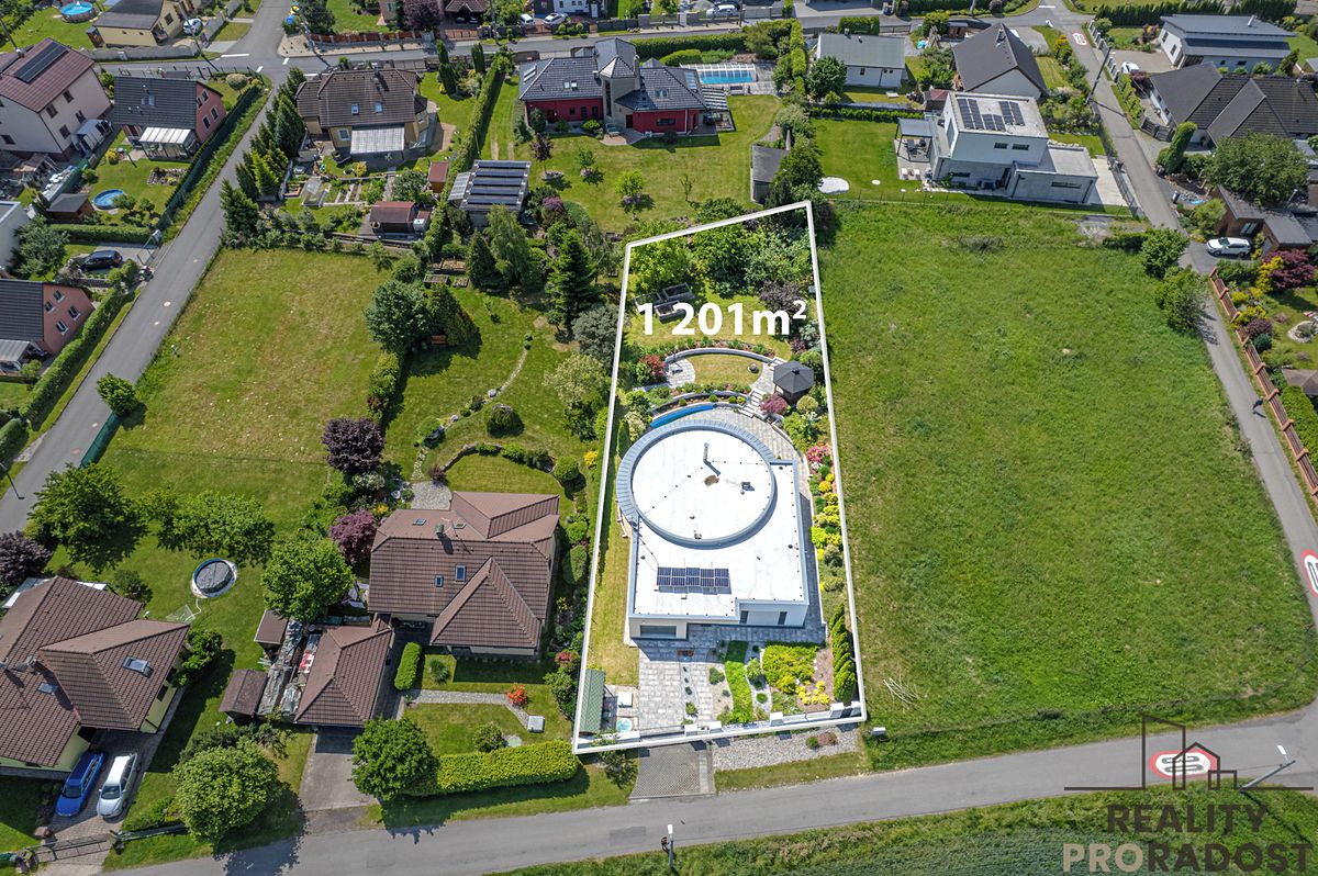 Prodej rodinného domu 206 m², pozemek 1201 m² – fotografie 5