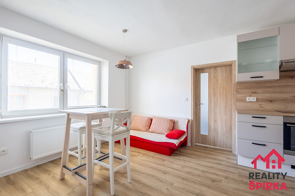 Prodej rodinného domu 124 m², pozemek 417 m² – fotografie 5
