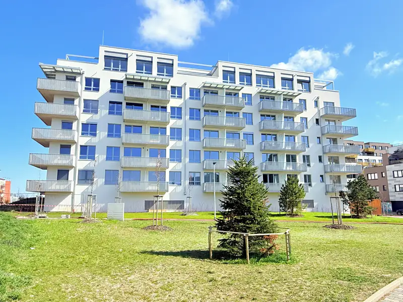 Prodej bytu 2+kk 47 m², Praha – náhled fotky 1