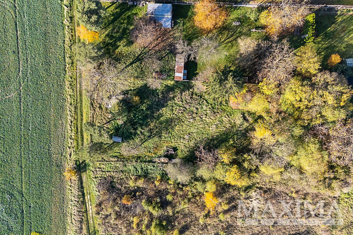 Prodej pozemku 935 m² – fotografie 5