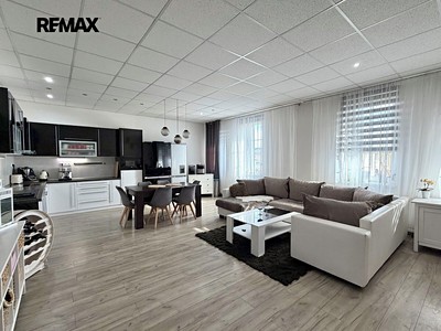 Prodej  vícegeneračního domu 466 m², pozemek 778 m²