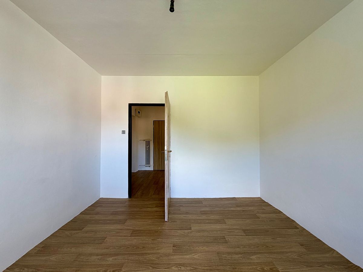 Pronájem bytu 3+1 83 m² – fotografie 2