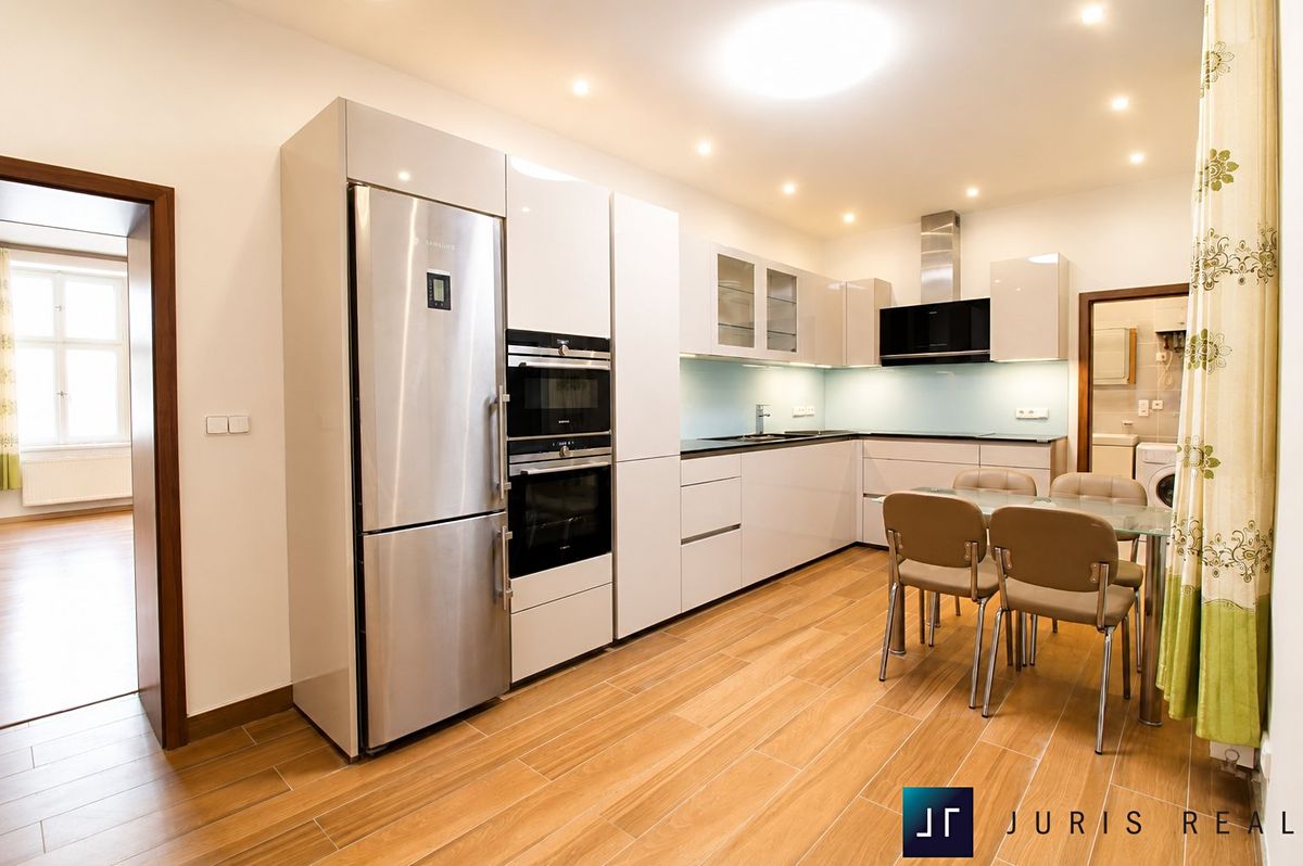 Prodej bytu 2+1 87 m² – fotografie 2