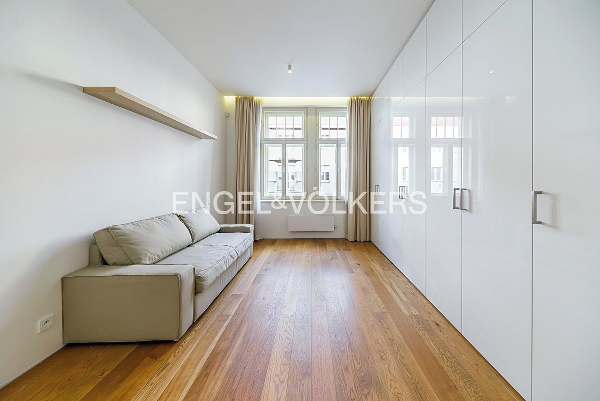 Pronájem bytu 3+kk 109 m² – fotografie 4