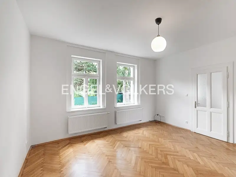 Pronájem vily 165 m², pozemek 360 m², Praha – náhled fotky 3