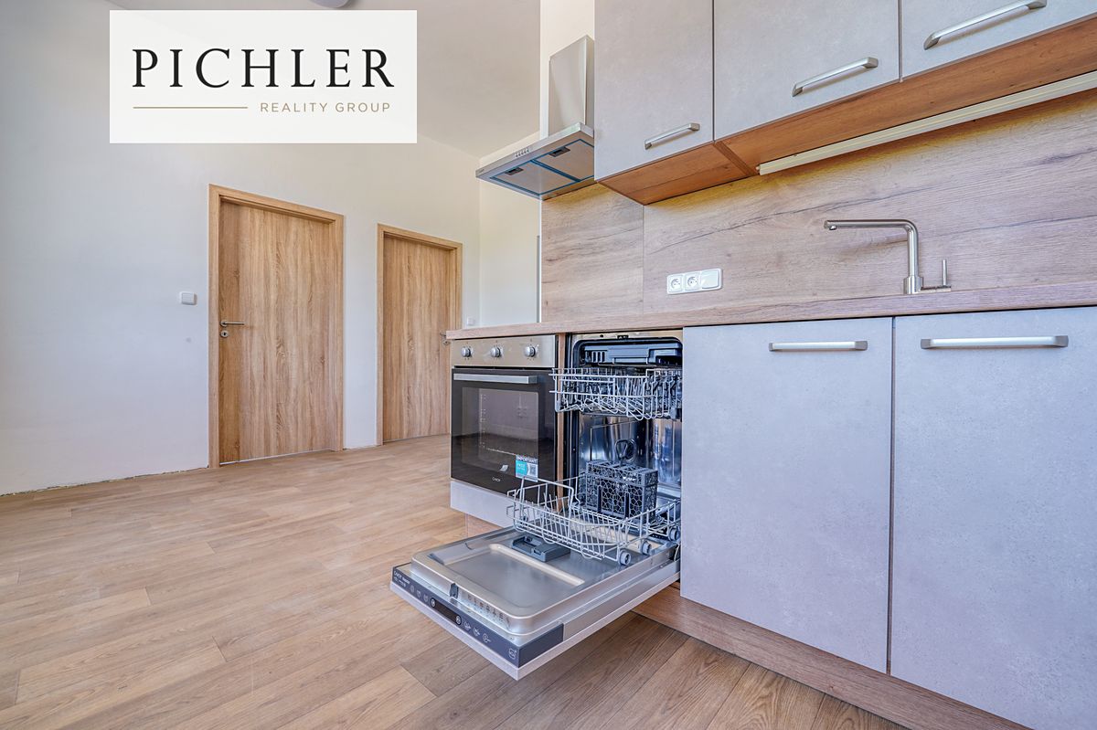 Pronájem bytu 2+kk 54 m² – fotografie 3