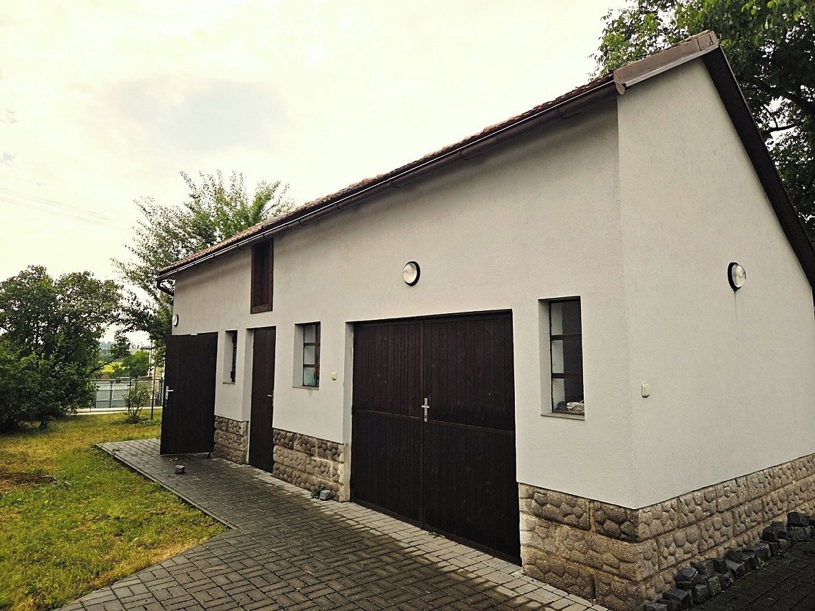 Prodej rodinného domu 130 m², pozemek 1340 m² – fotografie 3