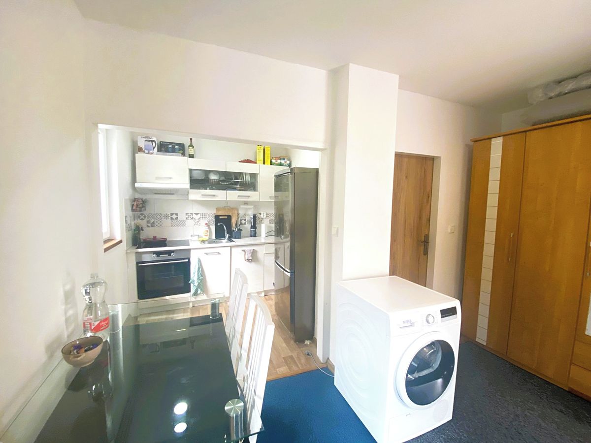 Prodej rodinného domu 134 m², pozemek 318 m² – fotografie 3