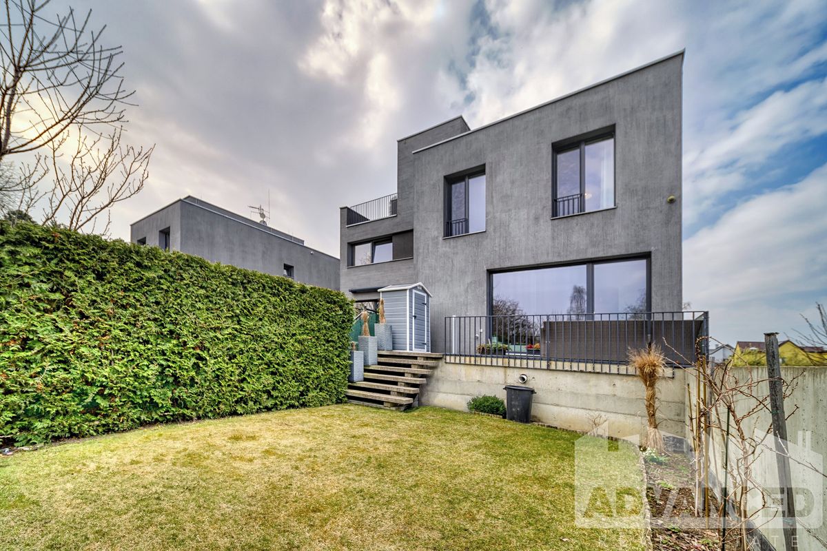 Prodej rodinného domu 120 m², pozemek 57 m² – fotografie 5