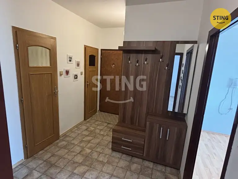 Pronájem bytu 3+1 75 m², Rožnov pod Radhoštěm – náhled fotky 3