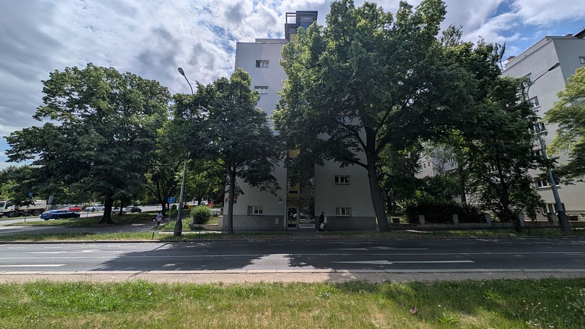 Pronájem bytu 1+1 37 m²