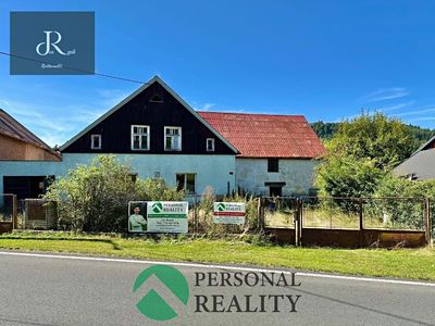 Prodej rodinného domu 250 m², pozemek 1581 m²