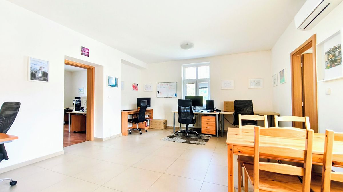 Pronájem kanceláře 85 m² – fotografie 5