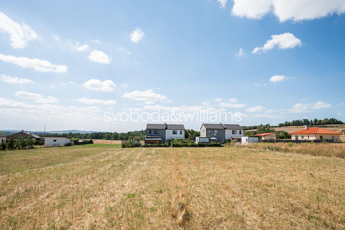 Prodej stavebního pozemku 1078 m² – fotografie 5