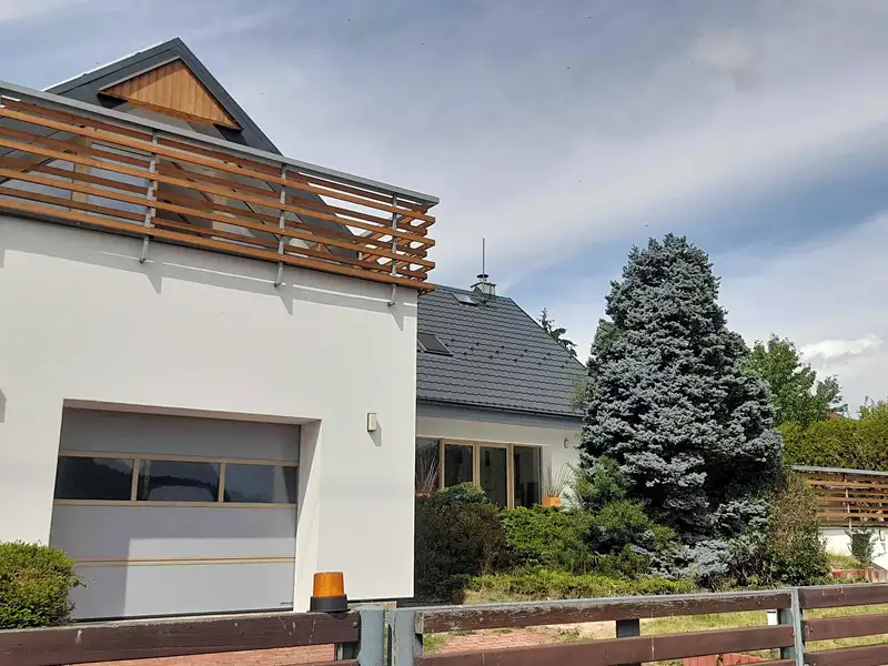 Prodej rodinného domu 280 m², pozemek 730 m², Březová-Oleško – náhled fotky 3