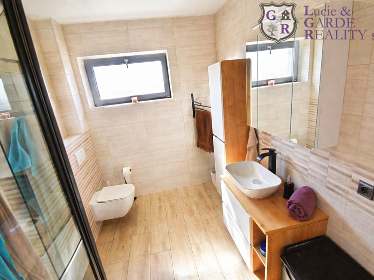 Prodej domu, 160 m² (7 z 33)