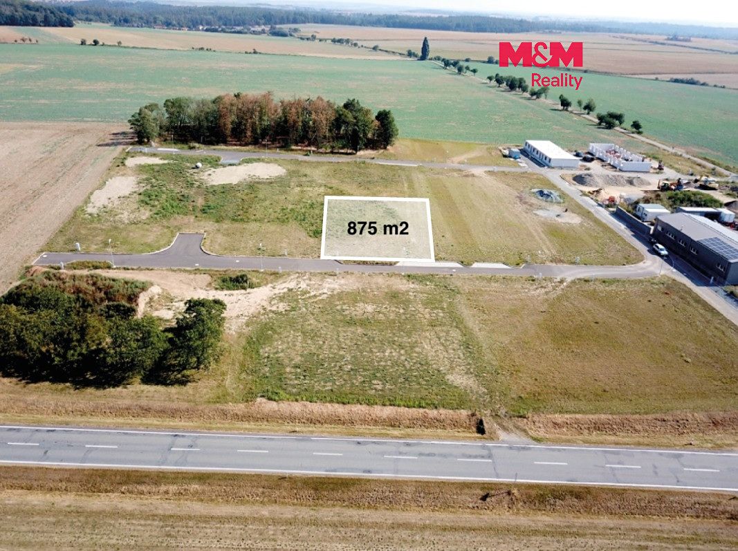 Prodej komerčního pozemku 875 m²