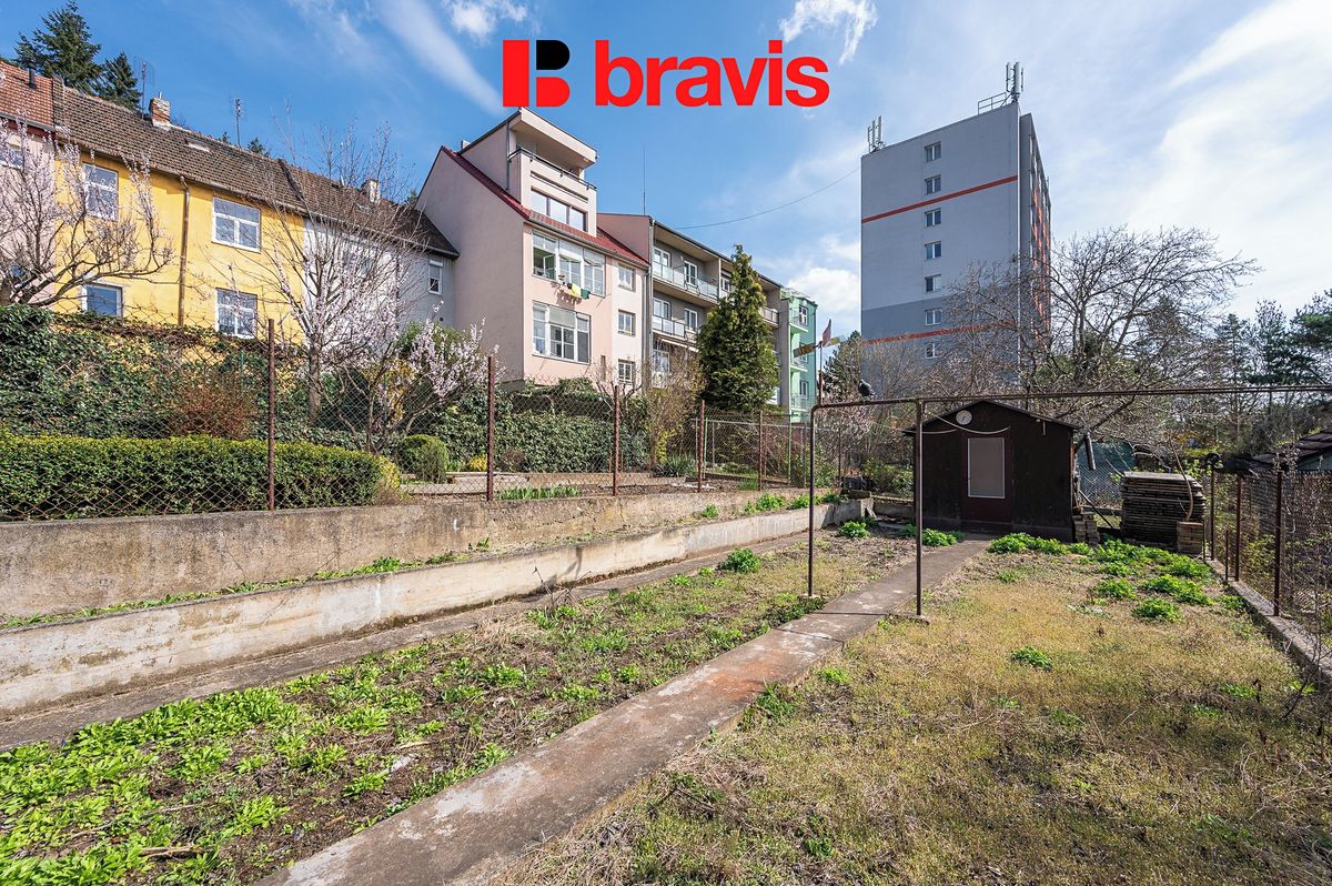 Prodej rodinného domu 158 m², pozemek 105 m² – fotografie 3