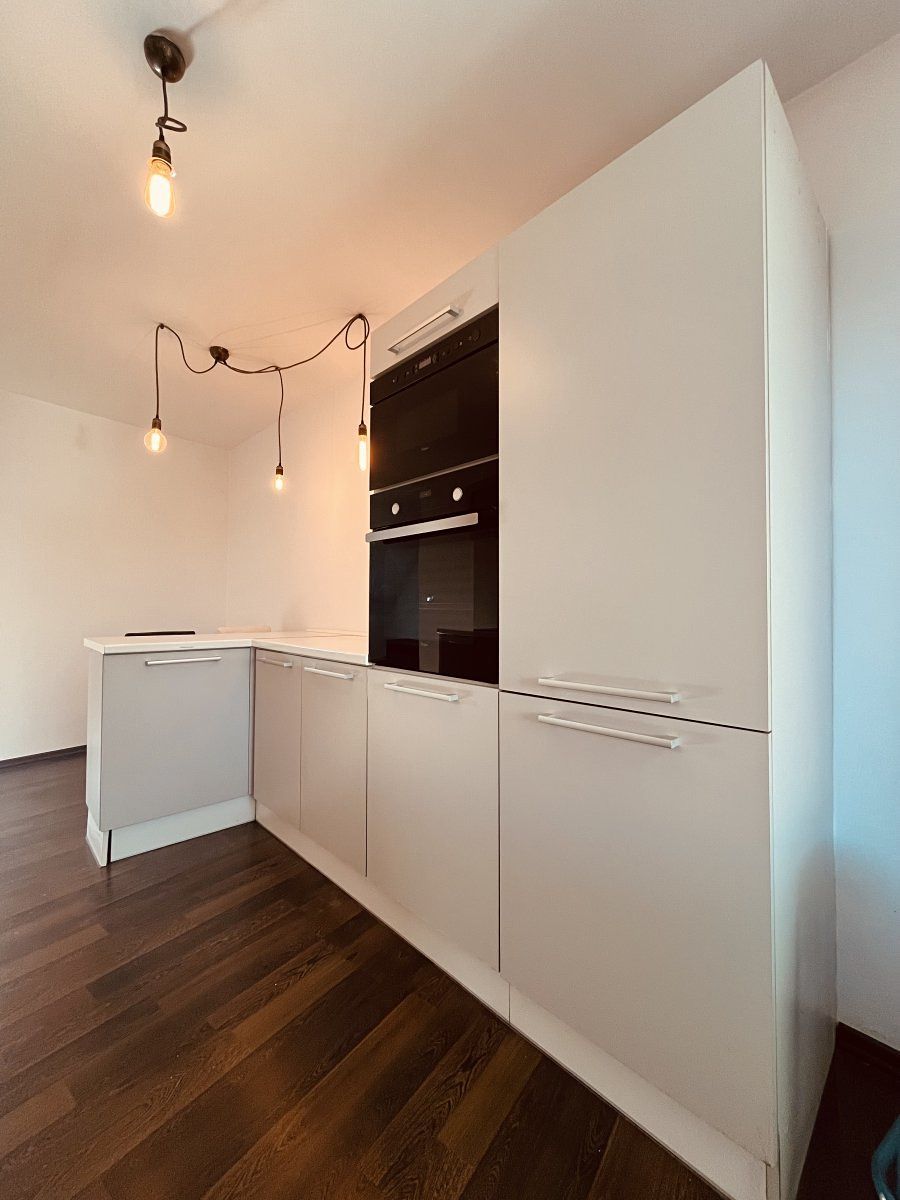 Pronájem bytu 2+1 54 m² – fotografie 3