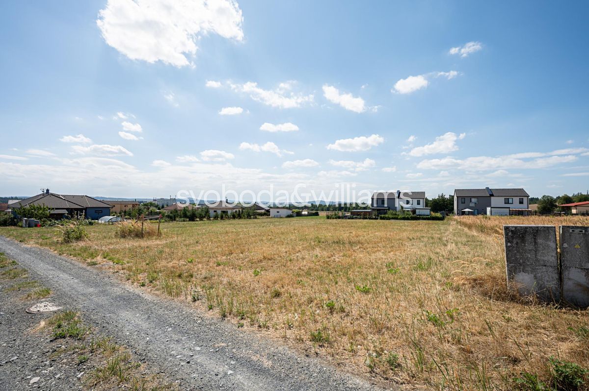 Prodej stavebního pozemku 1078 m² – fotografie 4