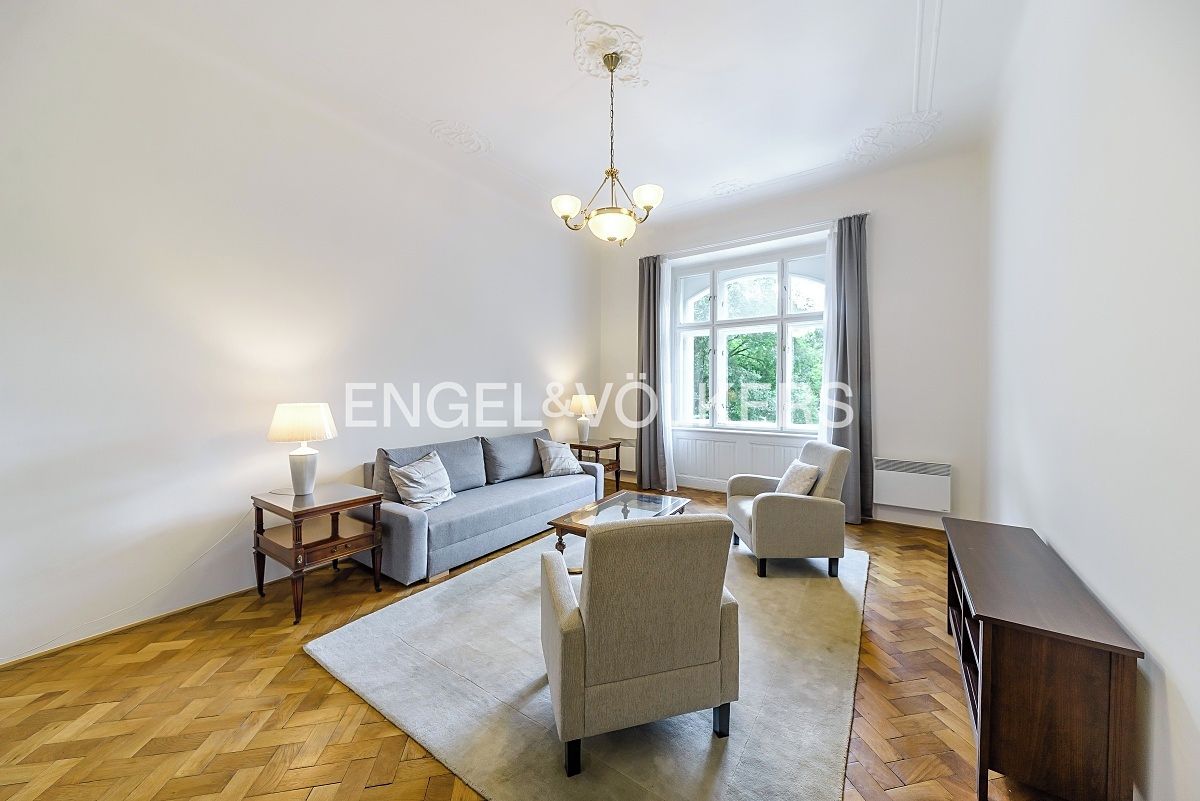 Pronájem bytu 3+kk 87 m²