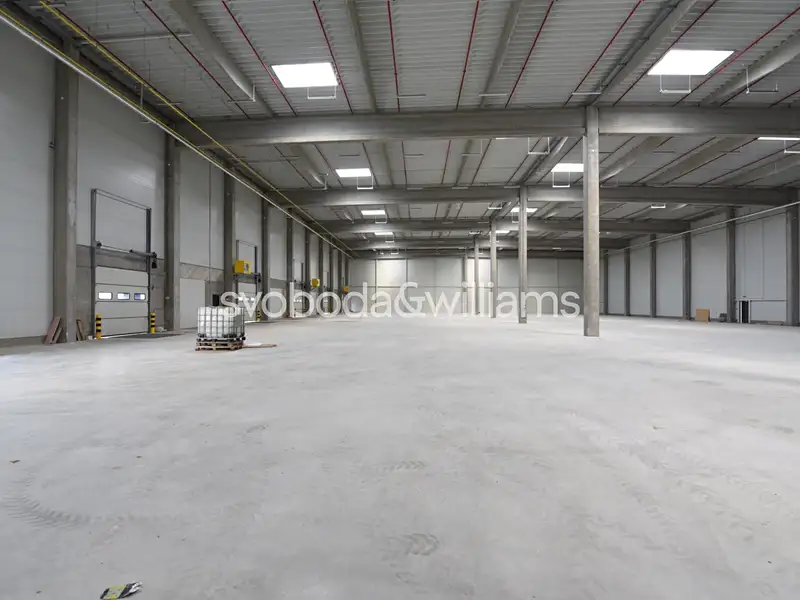 Pronájem výrobní haly, prostoru 16000 m², Vejprnice – náhled fotky 2