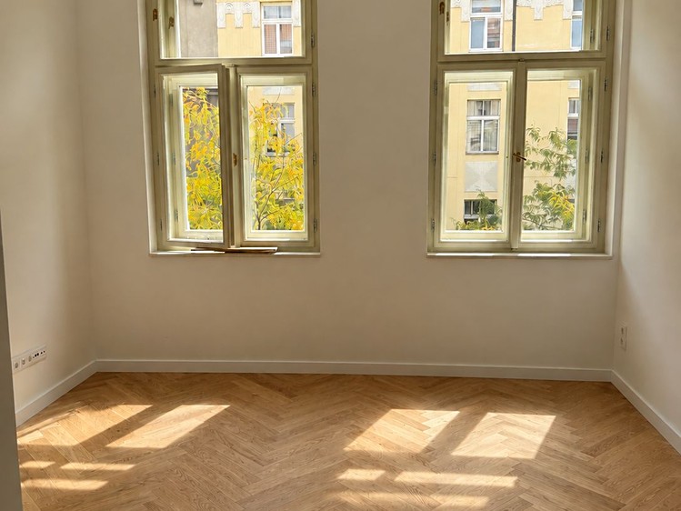 Prodej bytu 1+kk, 17 m² (1 z 6)