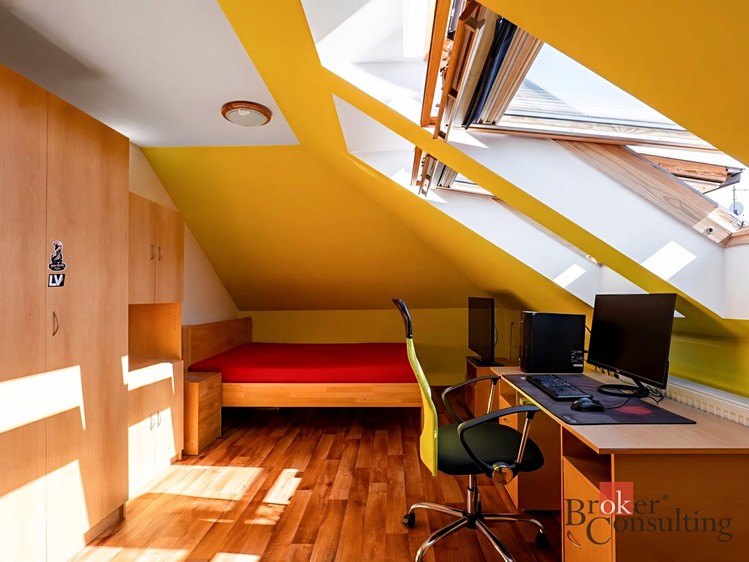 Будинок на продаж, 260 м² (40 з 50)