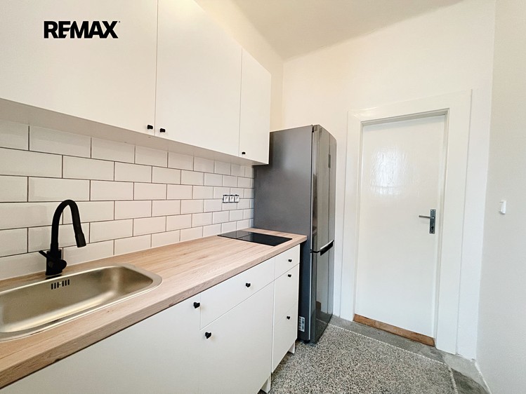 Pronájem komerčního prostoru, 100 m² (24 z 26)