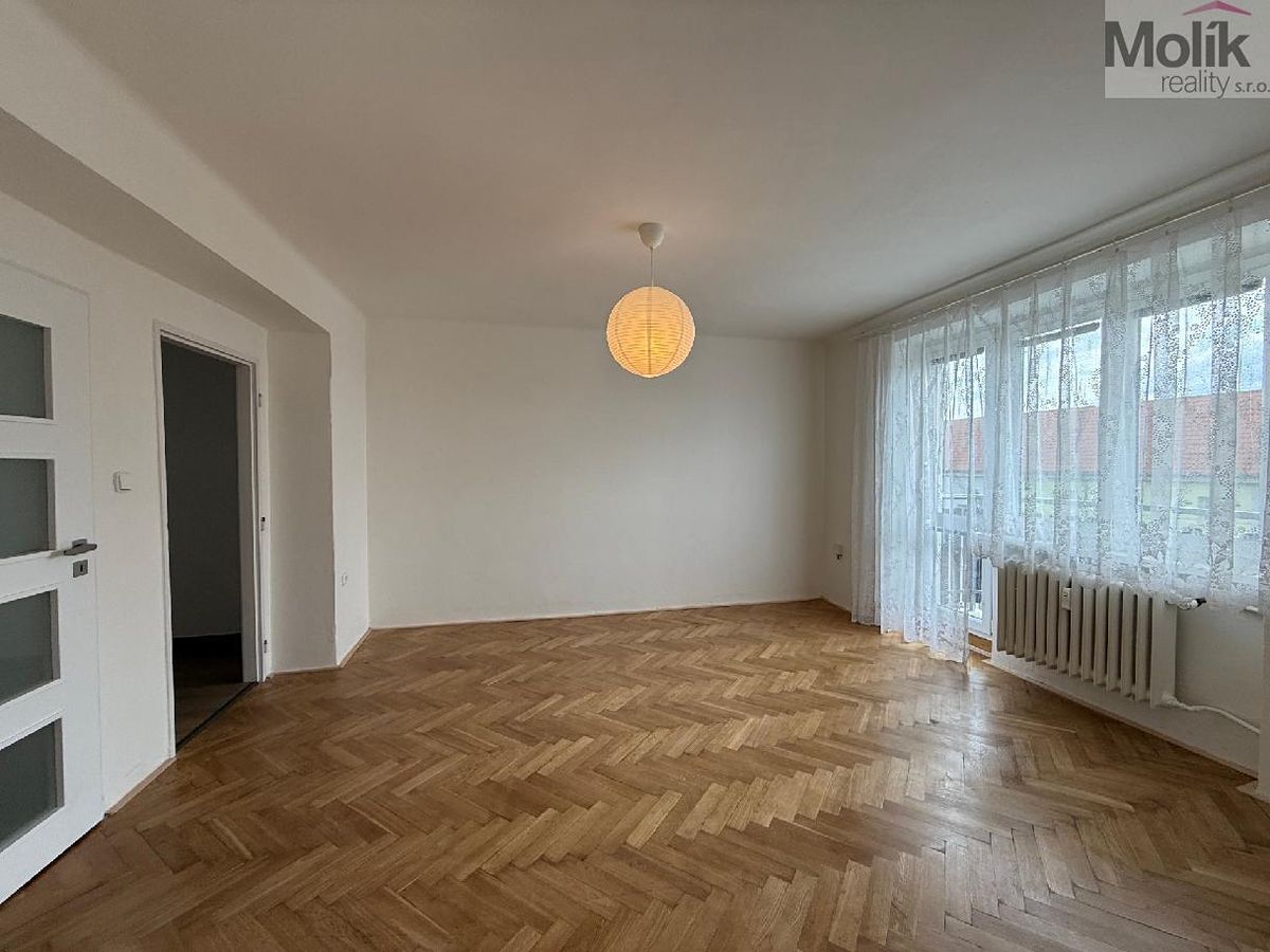 Pronájem bytu 2+1 57 m² – fotografie 5