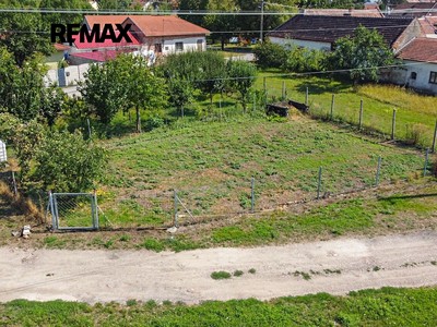 Grundstück zum Kauf, 300 m² (2 von 10)