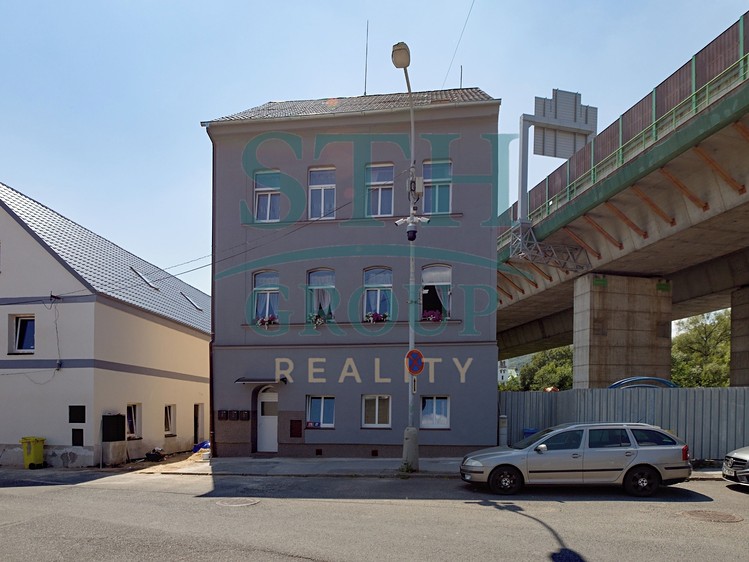 Prodej komerčního prostoru, 300 m² (4 z 33)