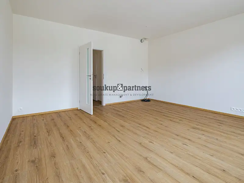 Prodej bytu 1+kk 37 m², Kladno – náhled fotky 3