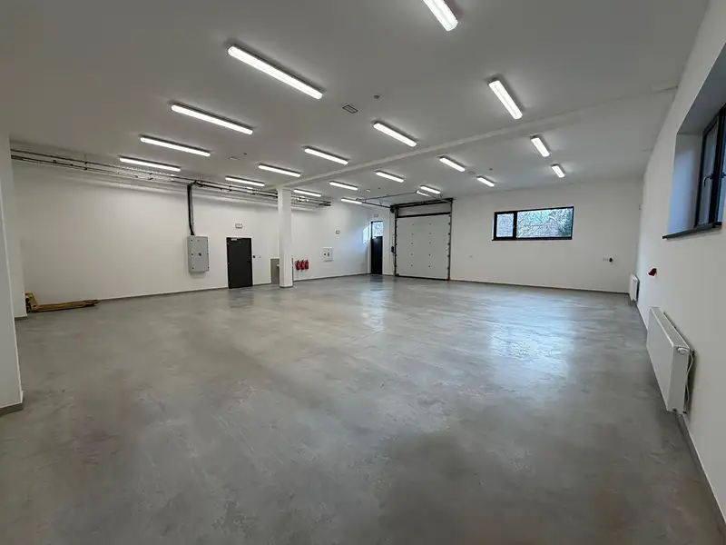 Pronájem skladového prostoru 173 m², Rožnov pod Radhoštěm – náhled fotky 3