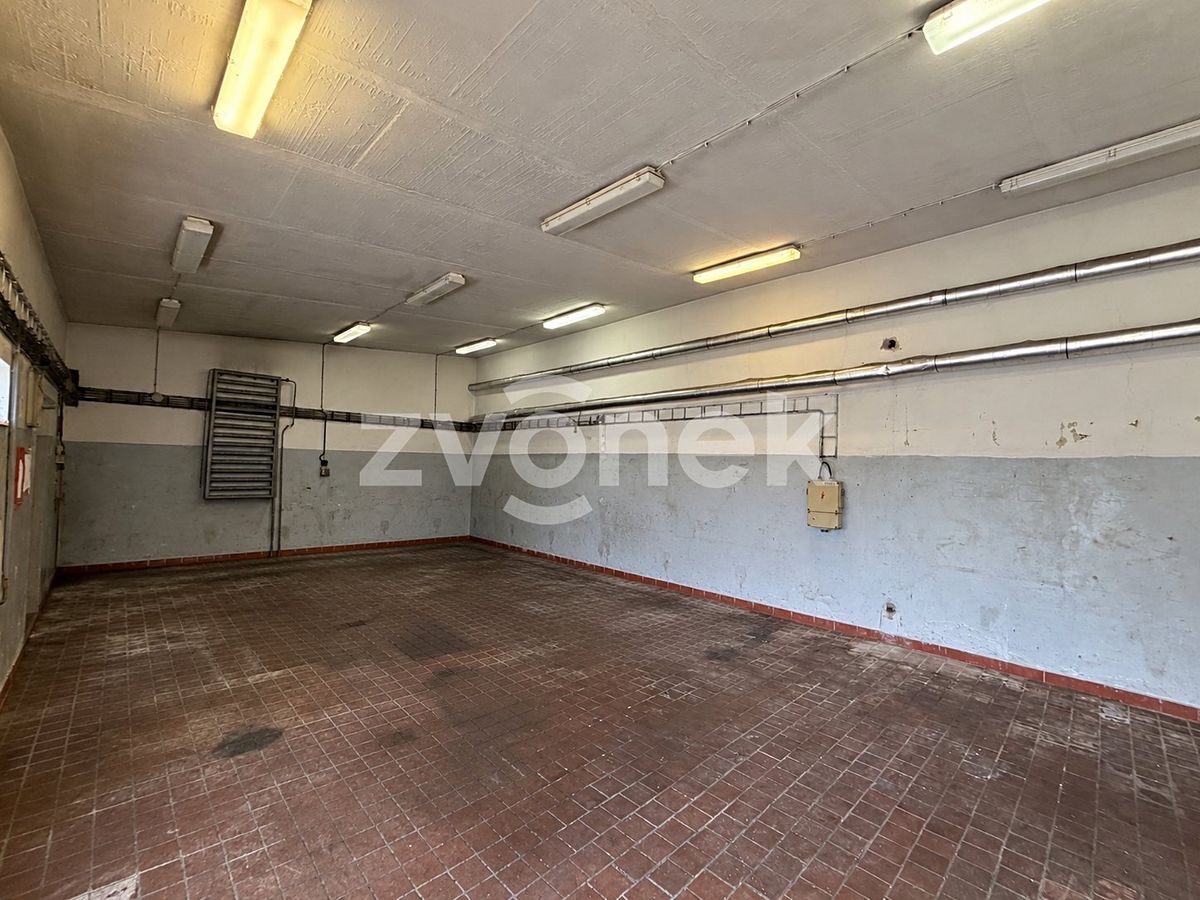 Pronájem skladového prostoru 81 m² – fotografie 2