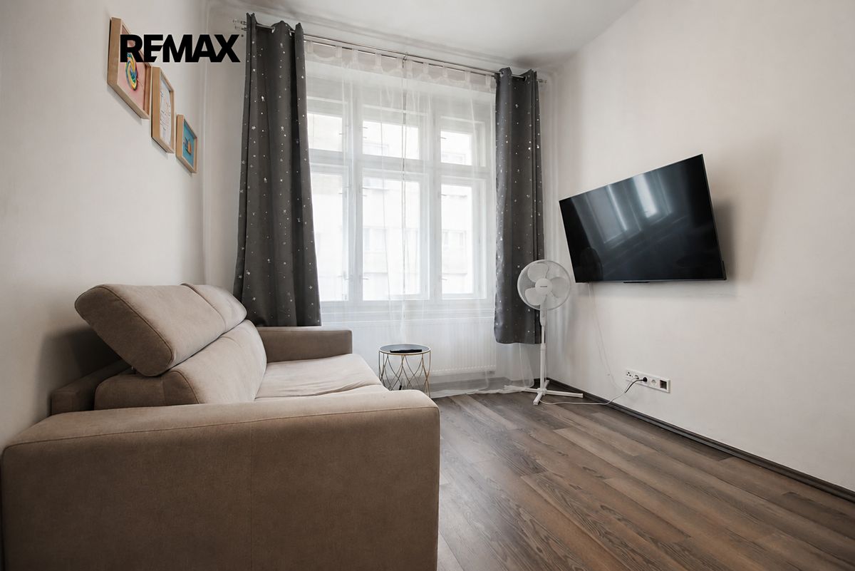 Pronájem bytu 2+kk 49 m² – fotografie 5