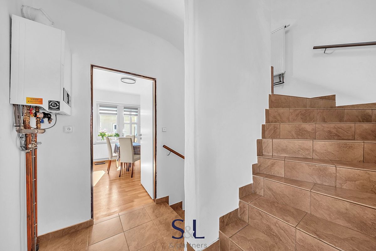 Prodej rodinného domu 115 m², pozemek 957 m² – fotografie 4