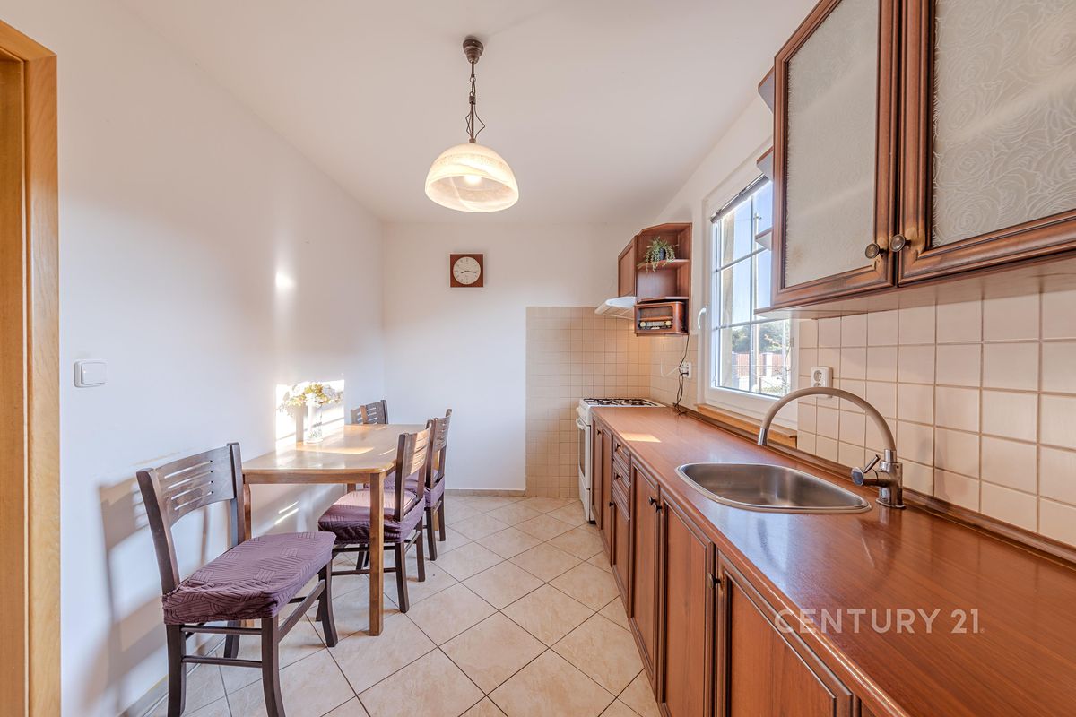 Prodej rodinného domu 80 m², pozemek 797 m² – fotografie 5