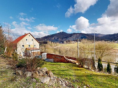 Prodej  rodinného domu 313 m², pozemek 2 261 m²