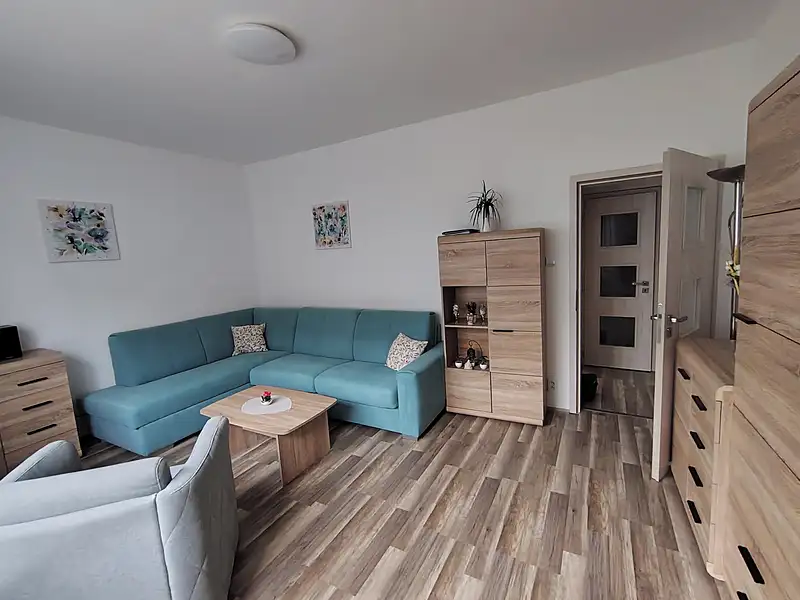 Prodej bytu 2+1 54 m², Praha – náhled fotky 1