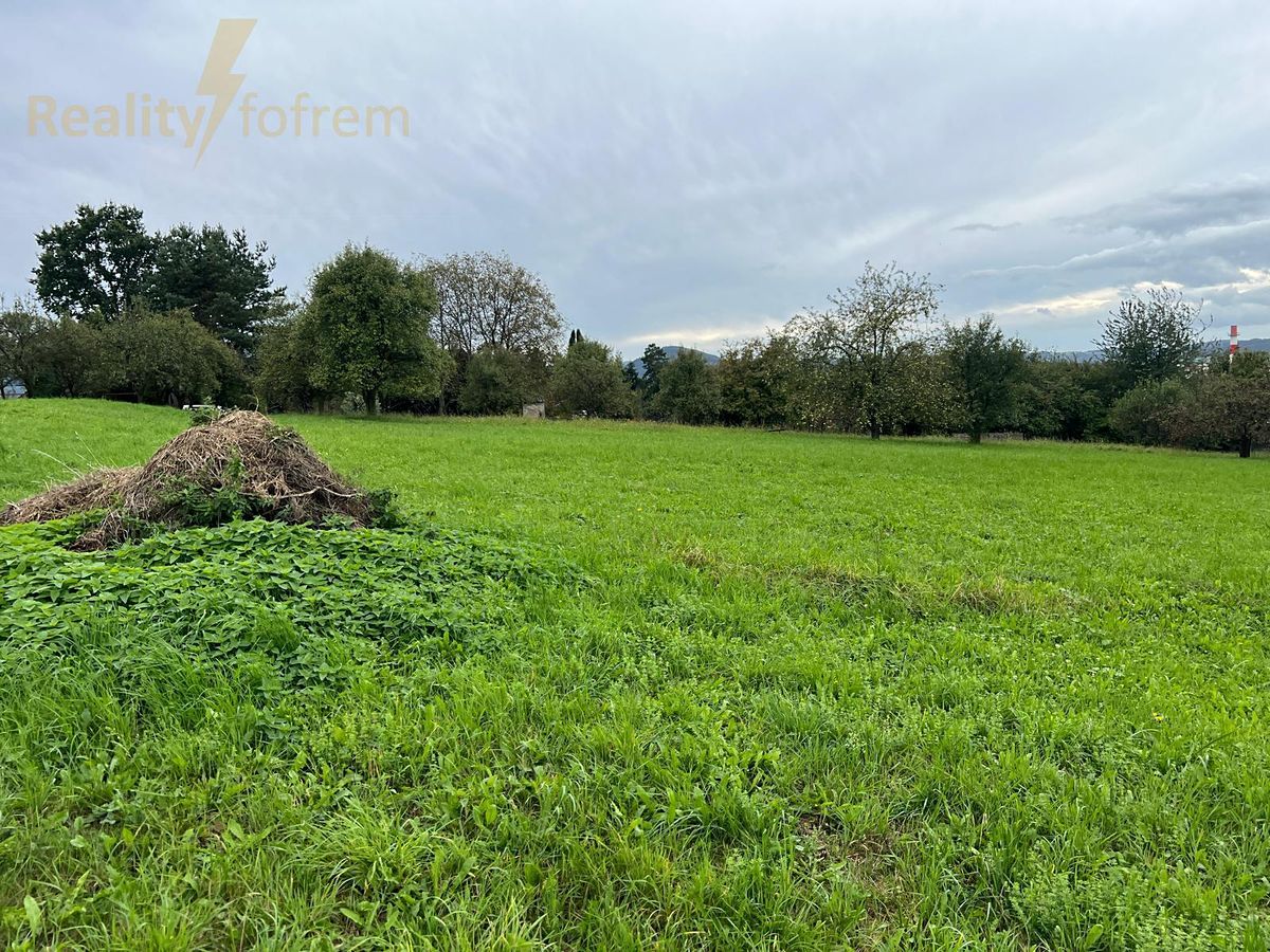 Prodej stavebního pozemku 1632 m²