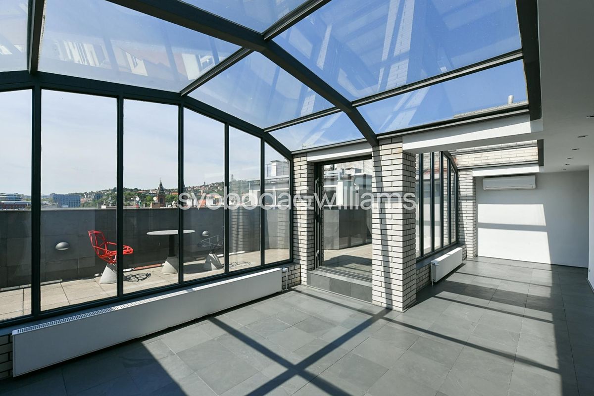 Pronájem bytu 4+kk 407 m² – fotografie 5