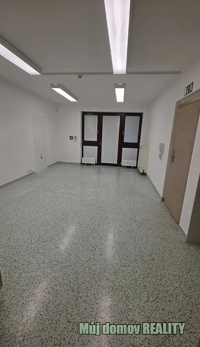 Pronájem ordinace 50 m² – fotografie 3
