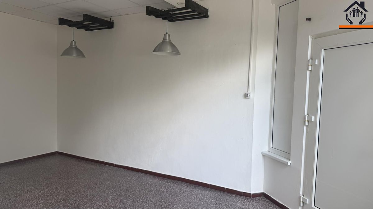 Pronájem komerční nemovitosti 74 m² – fotografie 5