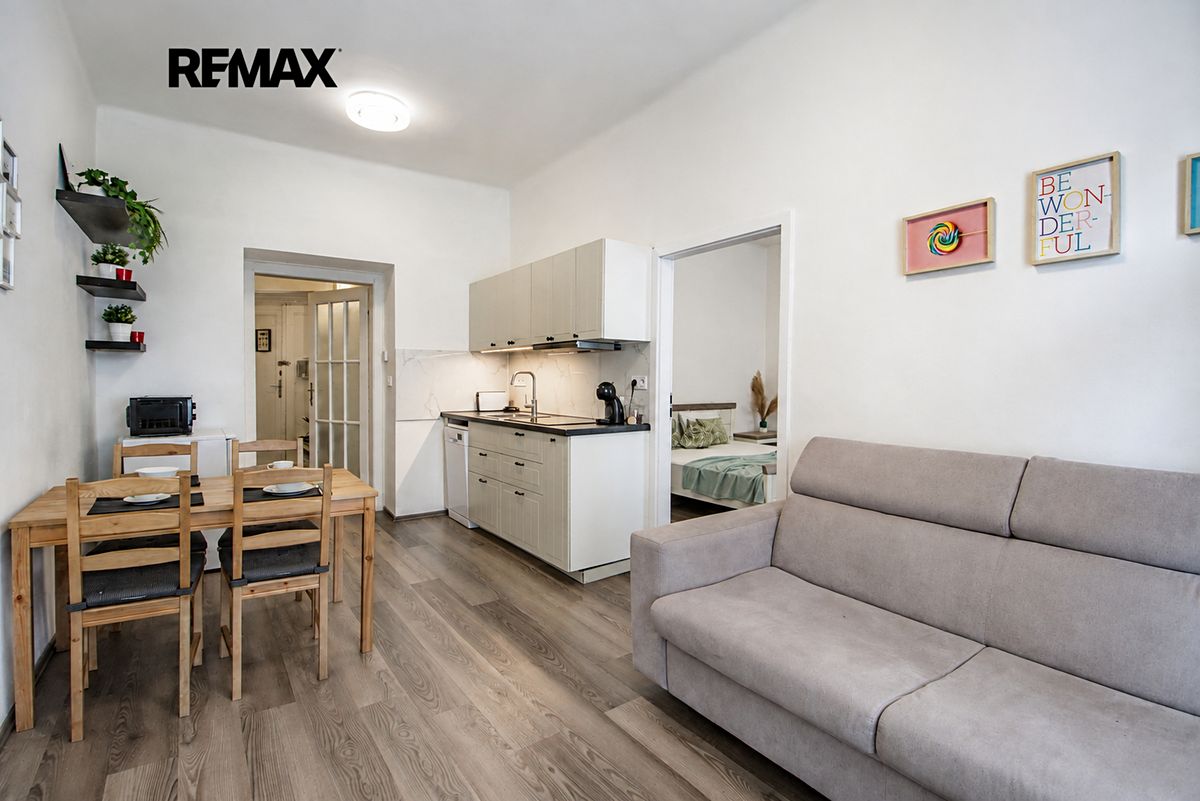 Pronájem bytu 2+kk 49 m²