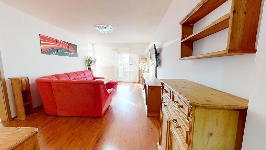 Pronájem bytu 2+kk 68 m² – fotografie 3